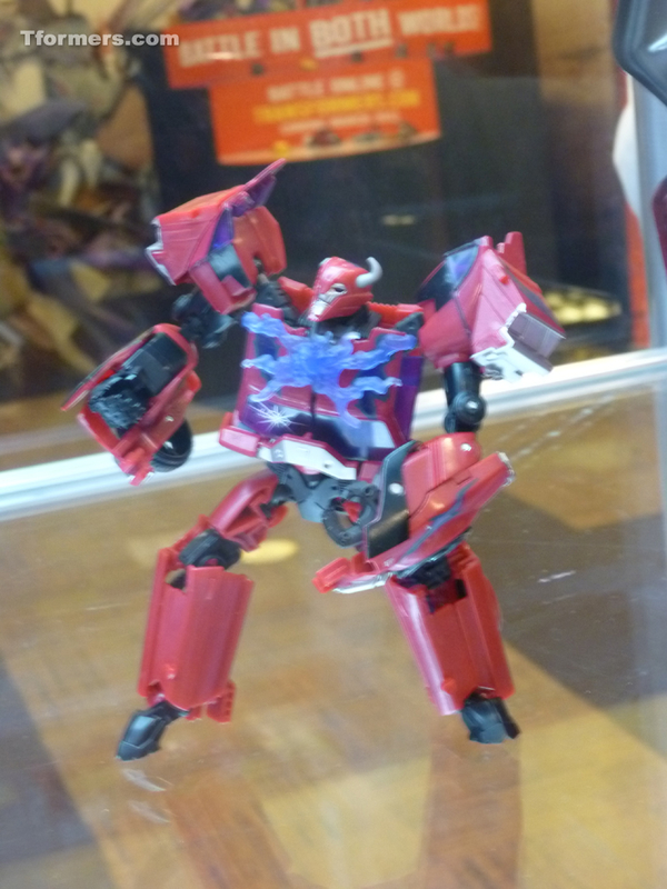 San Diego Comic Con 2012 Exclusive Terrorcon Cliffjumper  (24 of 134)